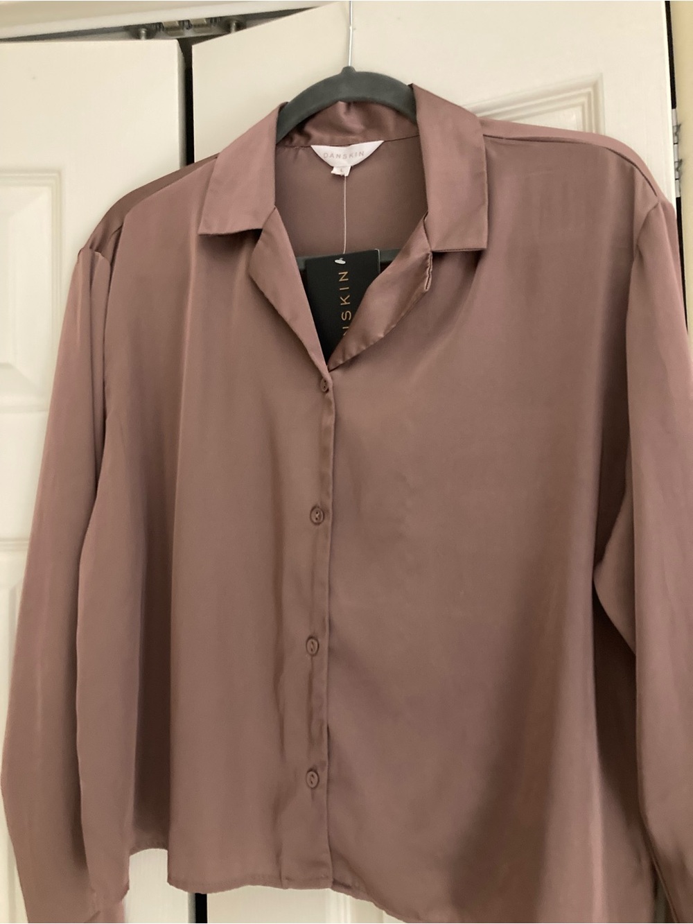 Danskin Mauve Taupe Satin-Look Button Front Blouse
